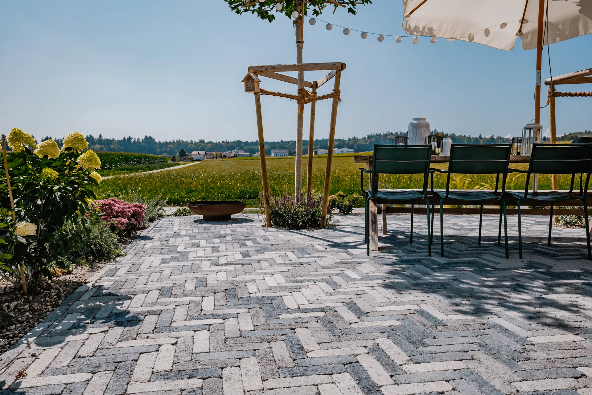 RIEMO Pflasterstein Granit (grau-anthrazit-onyx) Kanten gebrochen L 22 cm B 6 cm H 8 cm