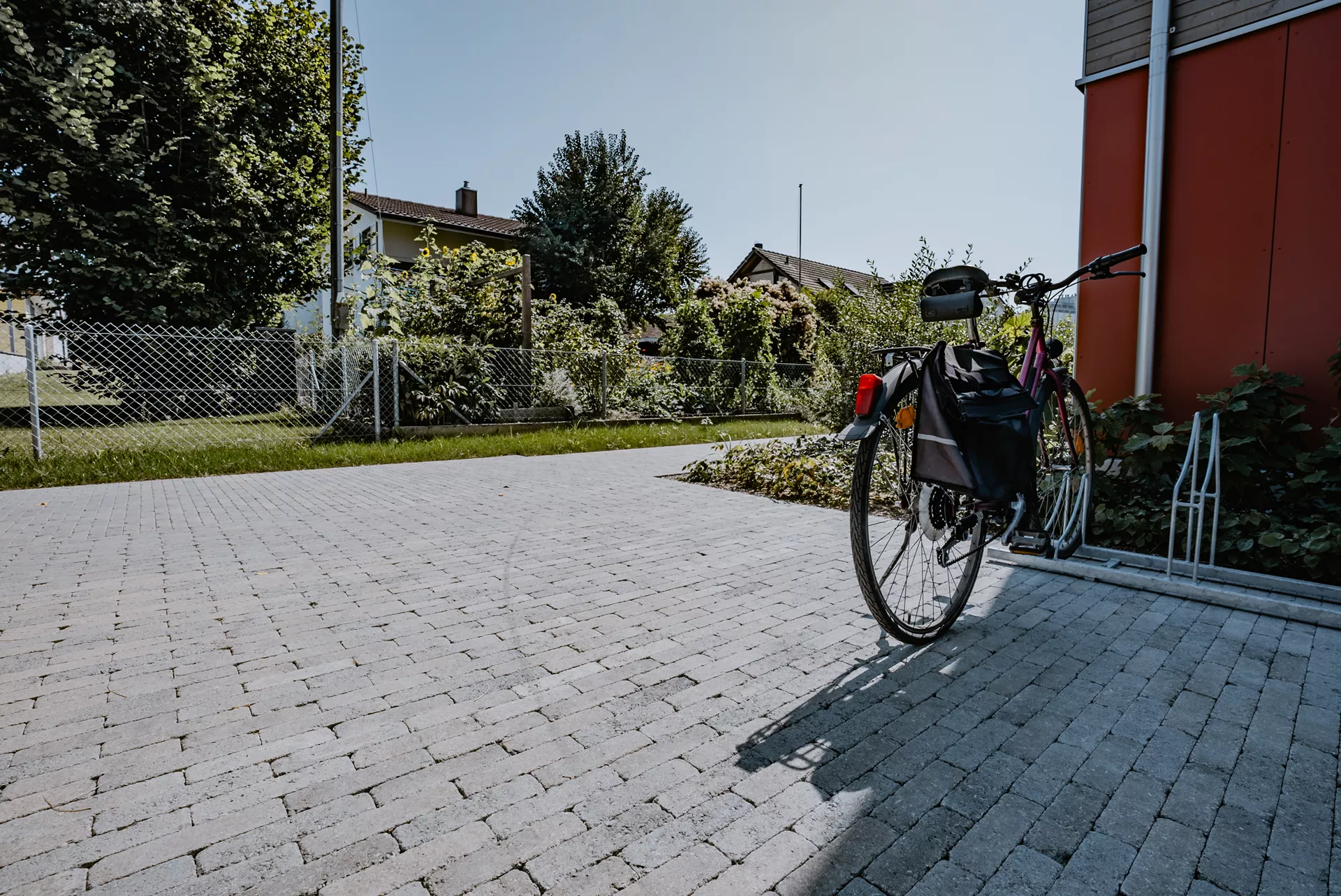 RIEMO Pflasterstein grau Kanten gebrochen L 22 cm B 6 cm H 8 cm