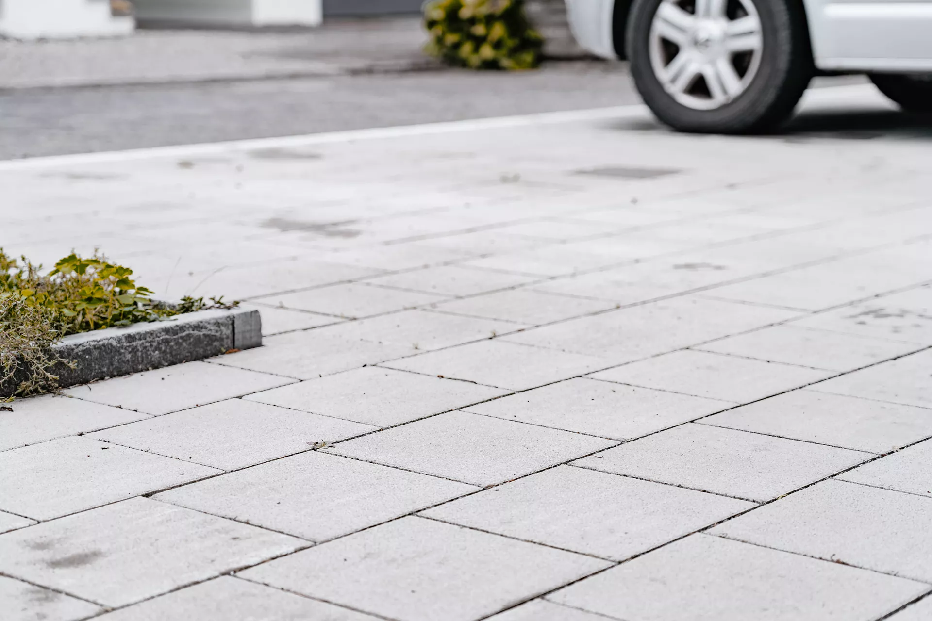 CLIMA STONE Drain mit BRIDGE Nockenverbund grau fein gefast L 28 cm B 14 cm H 8 cm