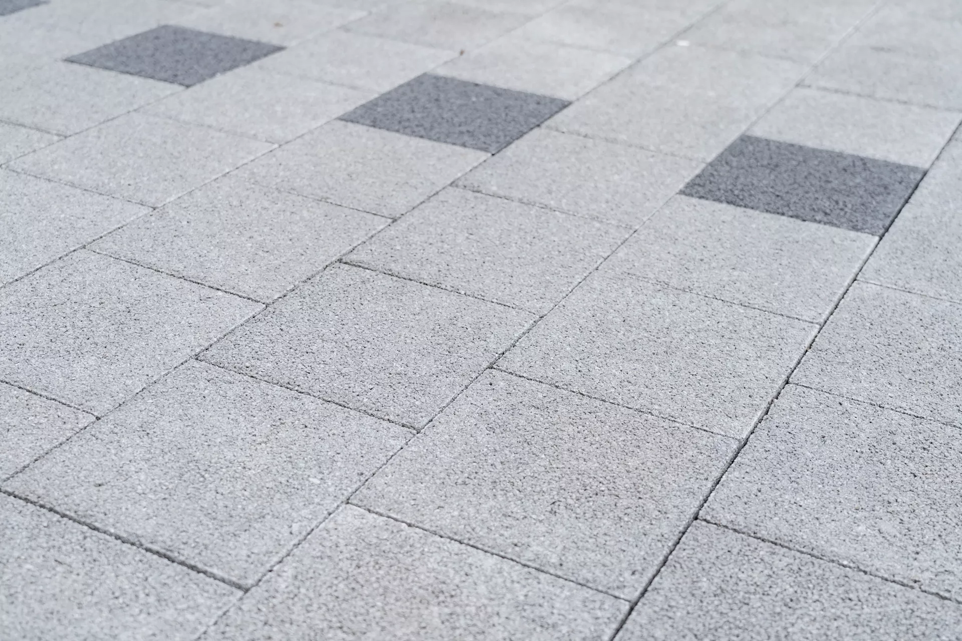 CARENA Sickerstein fino mit Nocken grau haufwerksporig gefast L 25 cm B 25 cm H 6 cm