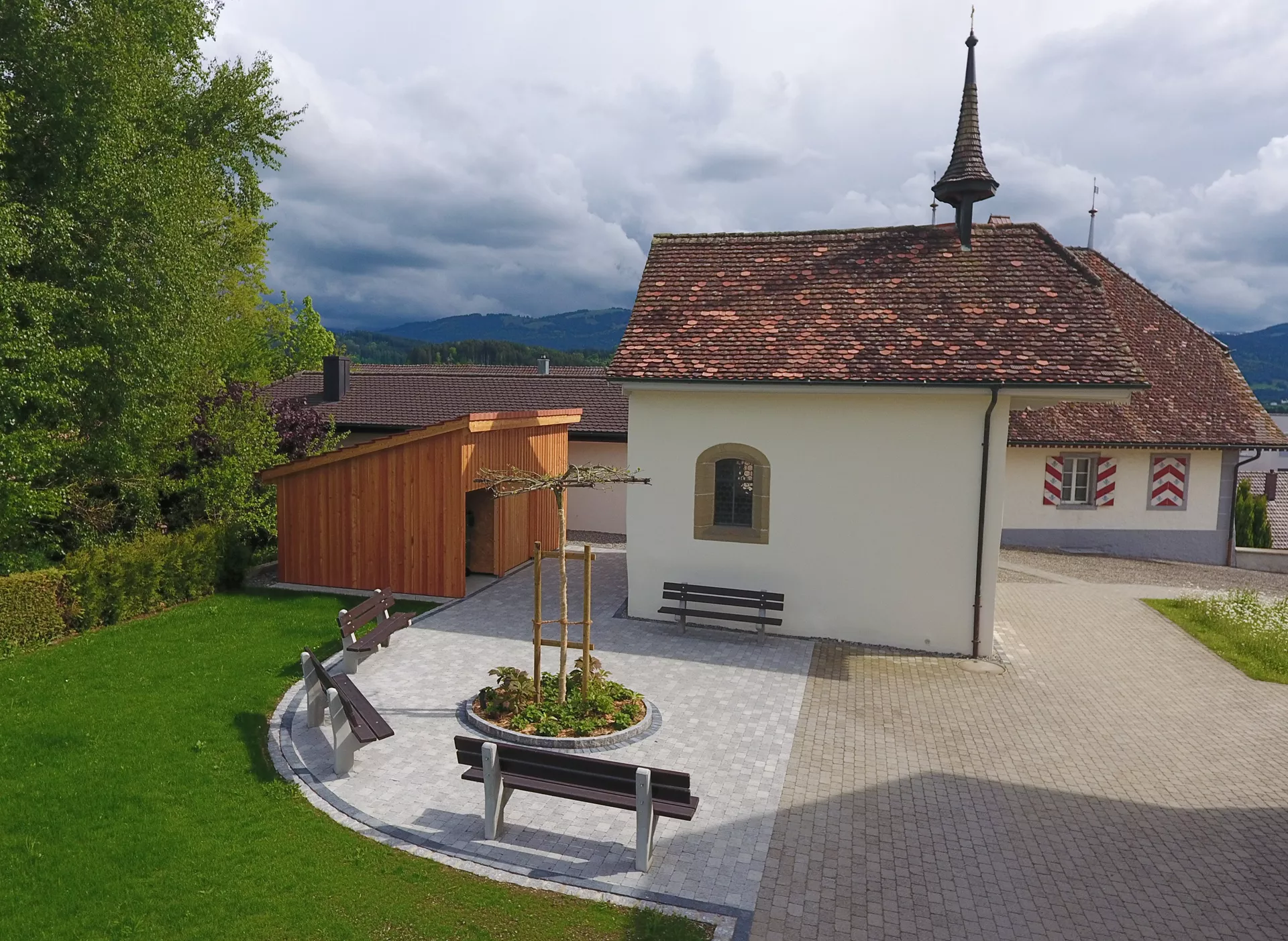 TEGULA Pflasterstein anthrazit glatt Kanten gebrochen L 16 cm B 11 cm H 6 cm