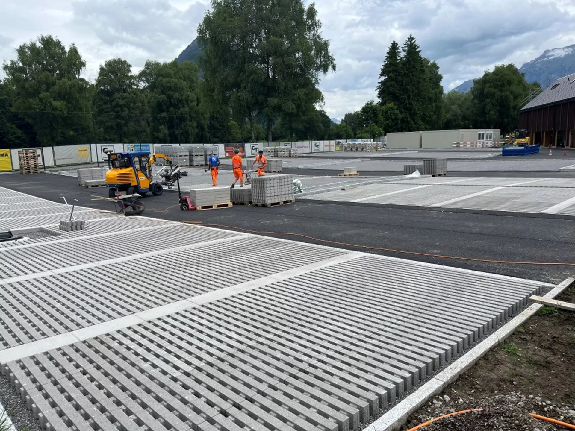 RAINA Rasenliner mit Verschiebesicherung grau glatt L 60 cm B 40 cm H 10 cm