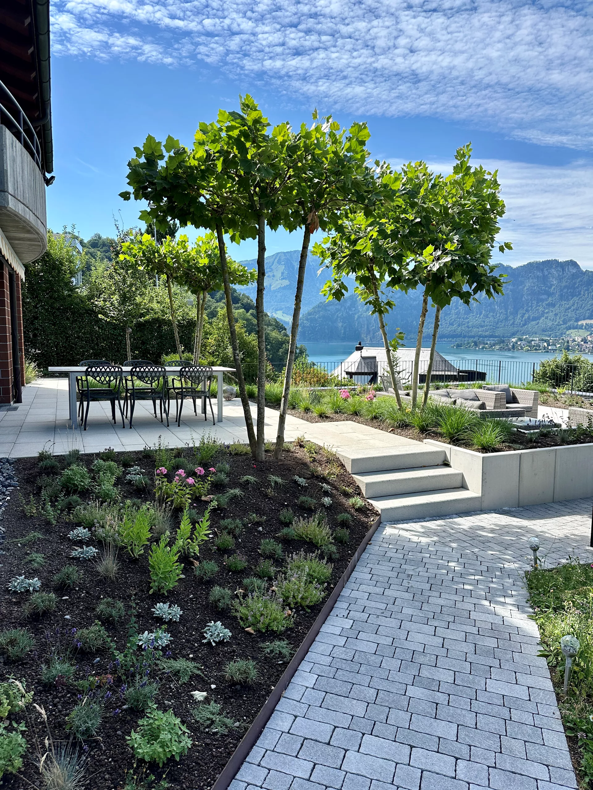 FRIEDA Wildpflaster perlgrau strukturiert Kanten gebr. L 9.4-19.4 cm B 9.4-11.9 cm H 7 cm