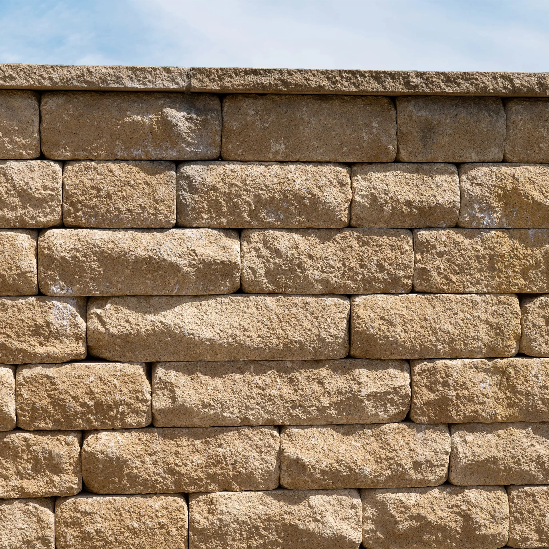 SANTURO Weinbergmauerstein 2-seitig gespalten juragelb Kanten gebrochen L 25-60 cm B 20 cm H 15 cm