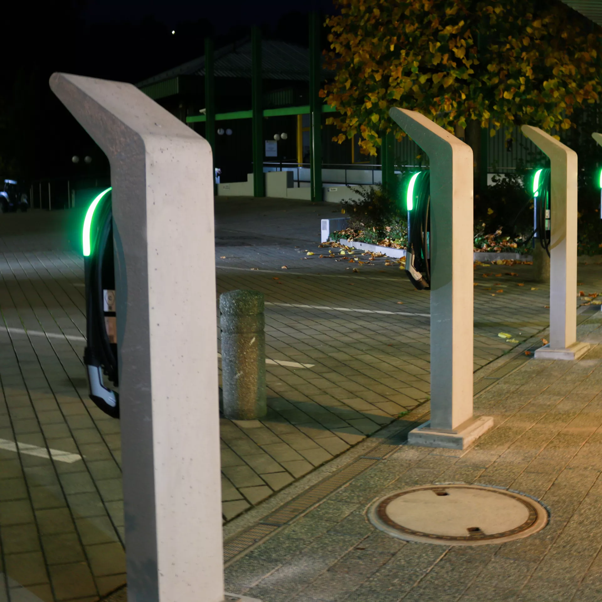 Betonelemente für Elektroladestationen