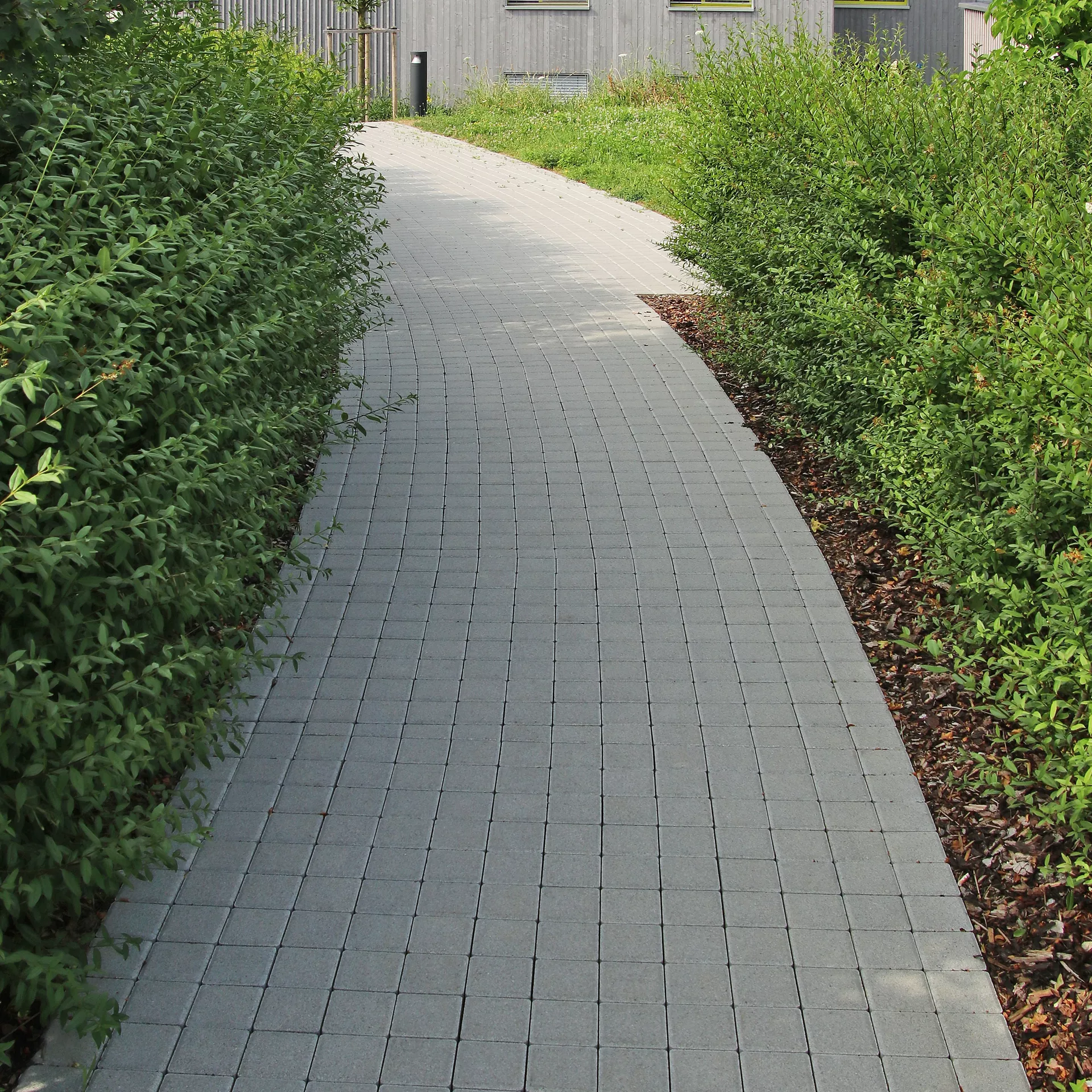 CLASSIC<sup>®</sup> Pflastersteine ohne Nocken gefast glatt