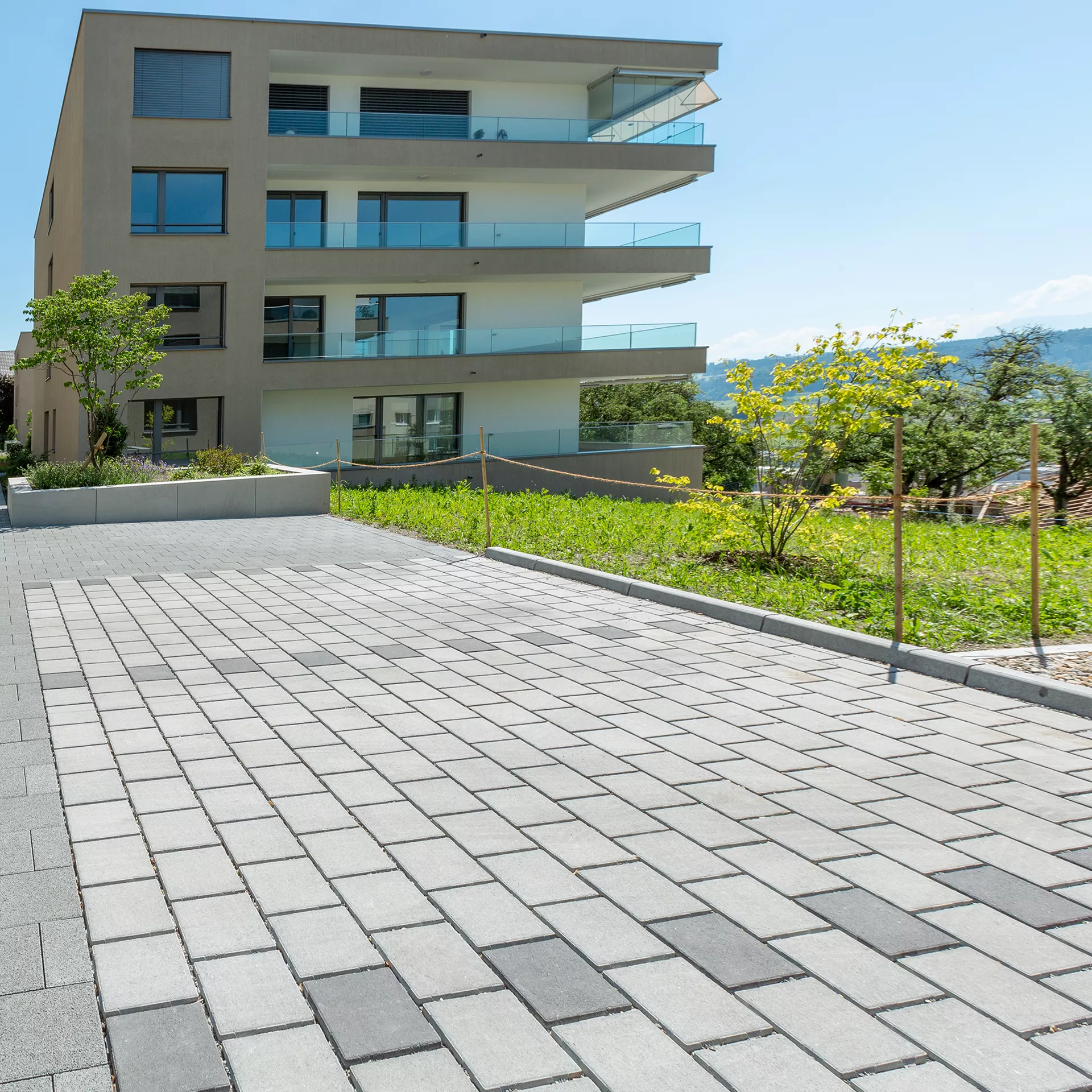 CARENA<sup>®</sup> SPLITT Ökosteine gefast