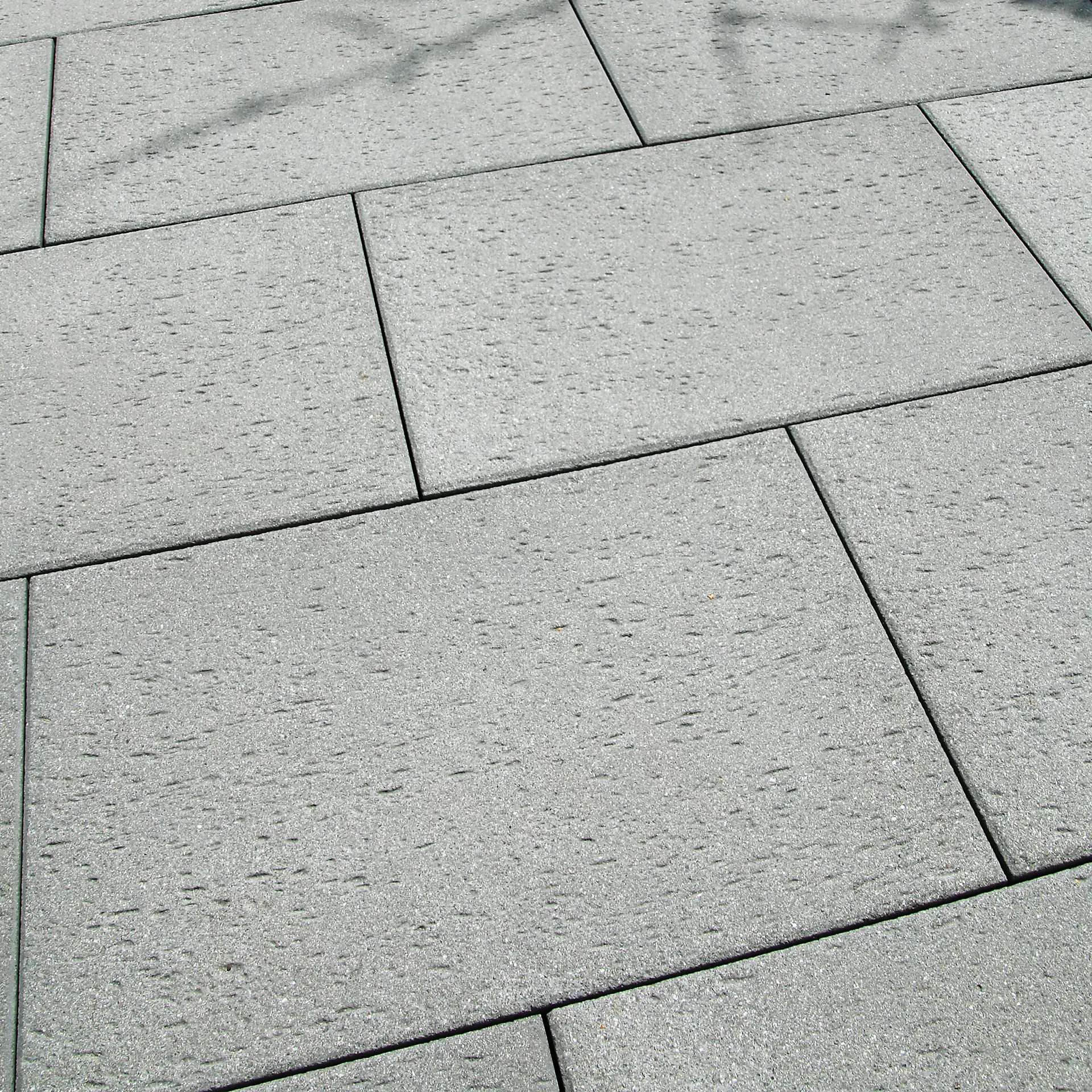 STRUKTURA Gehwegplatten mit Travertinstruktur