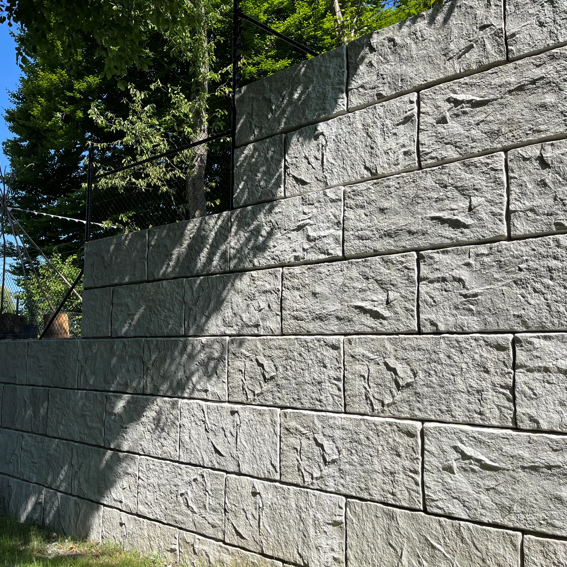FELSMAUER Böschungselemente