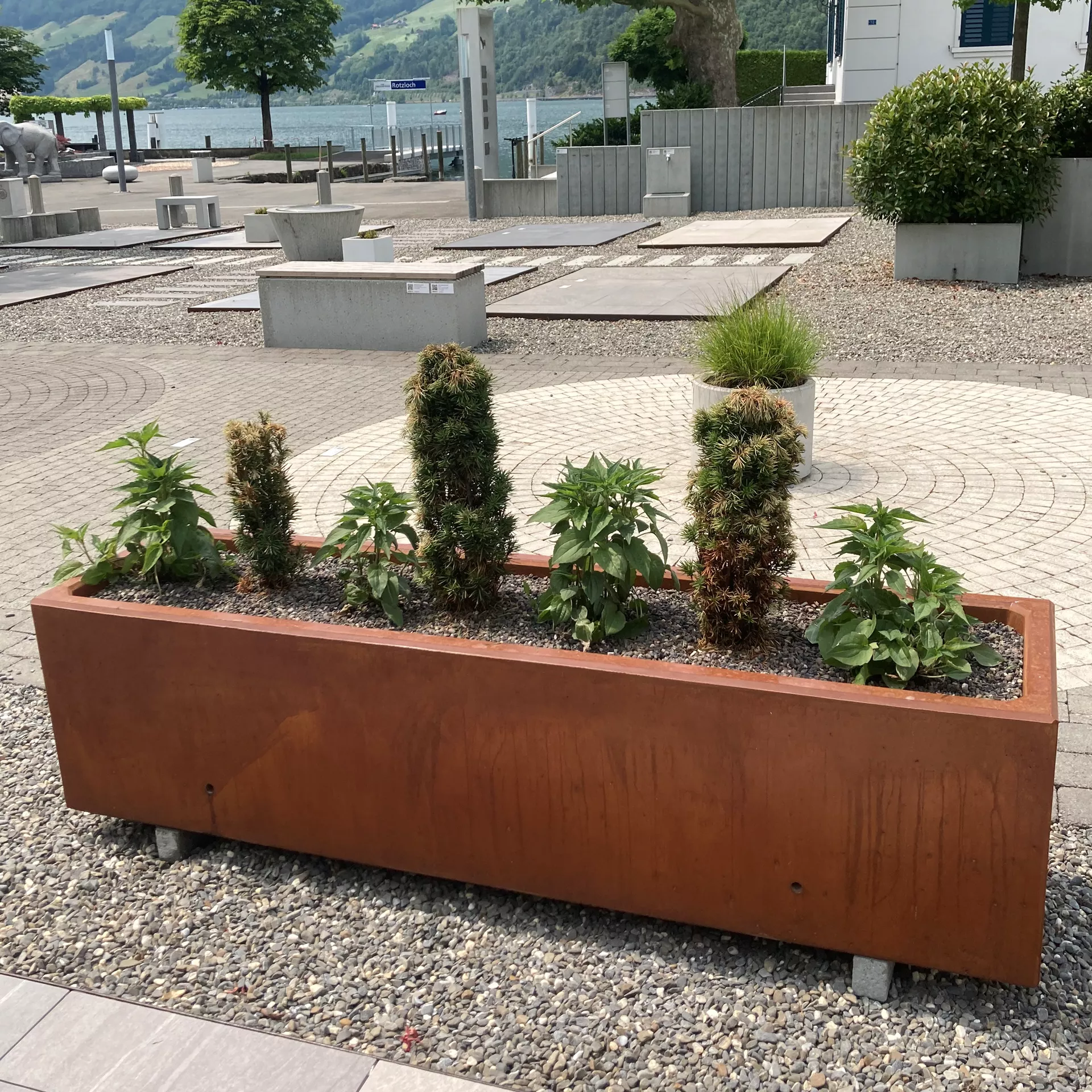 FERRO CONCRETE<sup>®</sup> Pflanzentröge rechteckig glatt