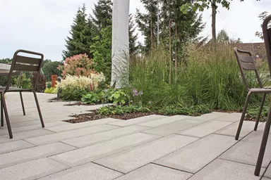 FINALGO Vakuum Gehwegplatte grau gestrahlt vollkantig L 90 cm B 30 cm H 4 cm