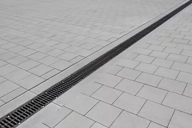 VS 5 Schwerlaststein mit Verschiebesicherung grau glatt gefast englisch palettiert L 30 cm B 30 cm H 10.8 cm