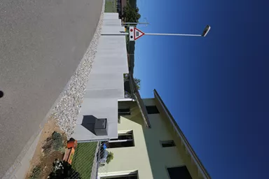 Betonlamelle bewehrt grau gefast 1-seitig glatt, 1-seitig abgerieben L 50 cm B 6 cm H 250 cm