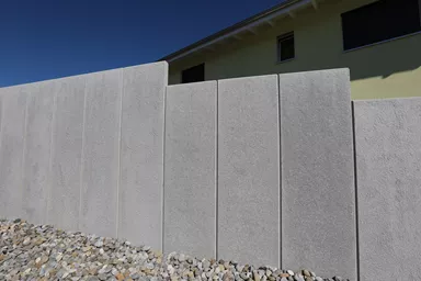 Betonlamelle bewehrt grau gefast 1-seitig glatt, 1-seitig abgerieben L 50 cm B 6 cm H 250 cm