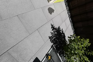 STRUKTURA Gehwegplatte mit Travertinstruktur anthrazit strukturiert gestrahlt gefast L 60 cm B 40 cm H 4 cm