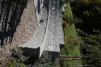 SANTURO Landhausmauer Typ 2 2-seitig gespalten grau Kanten gebrochen L 30-50 cm B 25 cm H 15 cm