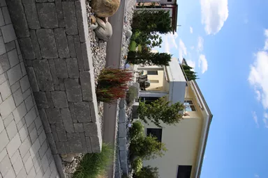 SANTURO Landhausmauer Typ 2 2-seitig gespalten grau Kanten gebrochen L 30-50 cm B 25 cm H 15 cm