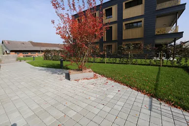 CLASSIC DRAIN Ökostein mit Nocken Normalstein grau glatt leicht gefast L 20 cm B 20 cm H 6 cm