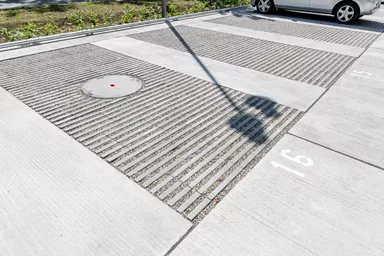 SCADA Rasenliner mit Nocken 4.2 cm grau glatt gefast L 40 cm B 40 cm H 12 cm