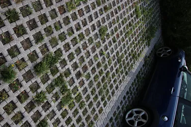 QUADRO Rasengitterstein grau L 58 cm B 47 cm H 10 cm