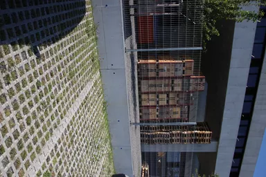 QUADRO Rasengitterstein grau L 58 cm B 47 cm H 10 cm