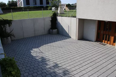 CARENA SPLITT Ökostein mit Nocken grau glatt gefast L 25 cm B 25 cm H 8 cm