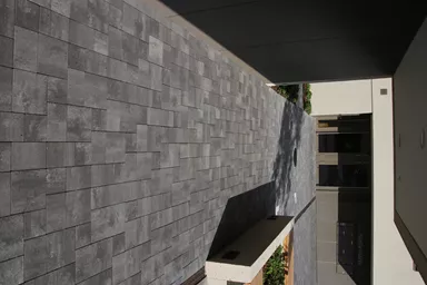 VEGAS Pflasterstein grau schattiert glatt fein gefast L 15-22.5 cm H 6 cm