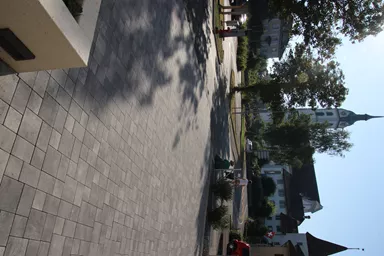 VEGAS Pflasterstein grau schattiert glatt fein gefast L 15-22.5 cm H 6 cm