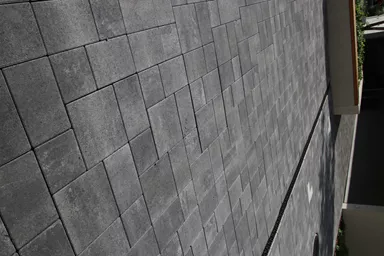 VEGAS Pflasterstein grau schattiert glatt fein gefast L 15-22.5 cm H 6 cm