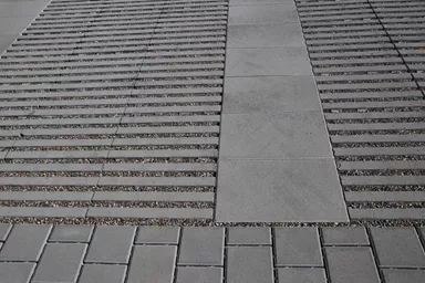 Schrittplatte zu Rasengittersteinen grau glatt gefast L 60 cm B 40 cm H 8 cm