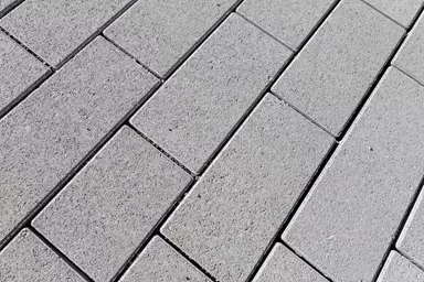 RAINA DRAIN Ökostein grau glatt leicht gefast L 20-40 cm B 15 cm H 8 cm