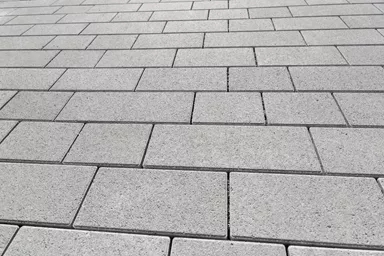 RAINA DRAIN Ökostein grau glatt leicht gefast L 20-40 cm B 15 cm H 8 cm