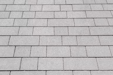 RAINA Sickerstein fino mit Nocken grau haufwerksporig fein gefast L 20-40 cm B 15 cm H 8 cm