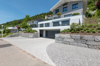 TEGULA SPLITT Ökostein mit Nocken Normalstein grau Kanten gebrochen L 23.2 cm B 17.2 cm H 7 cm