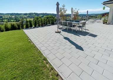 CLASSIC Pflasterstein mit Nocken grau glatt gefast L 30 cm B 20 cm H 6 cm