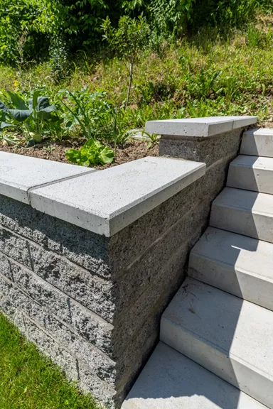 Abdeckplatte zu Spaltstein grau gestrahlt gefast bewehrt L 100 cm B 27.5 cm H 5 cm