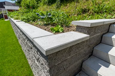 Abdeckplatte zu Spaltstein grau gestrahlt gefast bewehrt L 100 cm B 27.5 cm H 5 cm