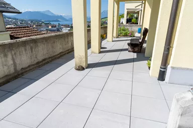 ESTRELLA fino Gehwegplatte grau-anthrazit gestrahlt gefast L 50 cm B 50 cm H 4 cm