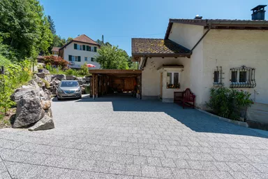 CARENA Sickerstein fino mit Nocken mit Edelvorsatz weiss-schwarz haufwerksporig gefast L 25 cm B 25 cm H 6 cm