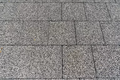 CARENA Sickerstein fino mit Nocken mit Edelvorsatz weiss-schwarz haufwerksporig gefast L 25 cm B 25 cm H 6 cm