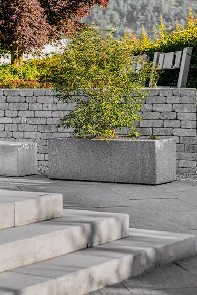 RESIDENZA Pflanzentrog rechteckig LEVENTINA grau gestrahlt L 50 cm B 50 cm H 50 cm W 5 cm