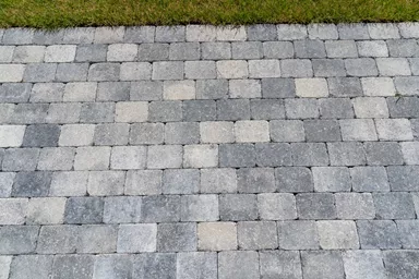 TEGULA Pflasterstein schwarz-weiss schattiert glatt Kanten gebrochen L 16 cm B 11 cm H 6 cm
