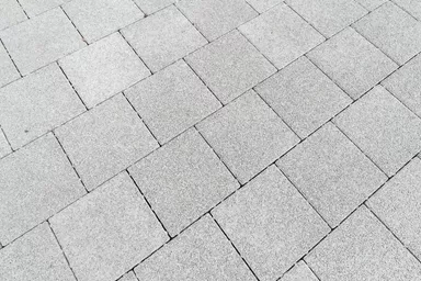 CARENA Sickerstein fino mit Nocken grau haufwerksporig gefast L 25 cm B 25 cm H 8 cm