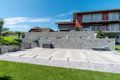 SANTURO Landhausmauer Typ 2 2-seitig gespalten grau Kanten gebrochen L 30-50 cm B 25 cm H 15 cm