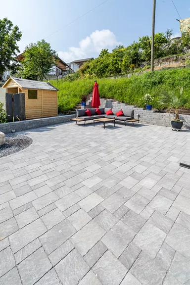 FRIEDA FORMATO Pflasterstein perlgrau strukturiert Kanten gebr. L 10, 20, 30 cm B 20 cm H 7 cm