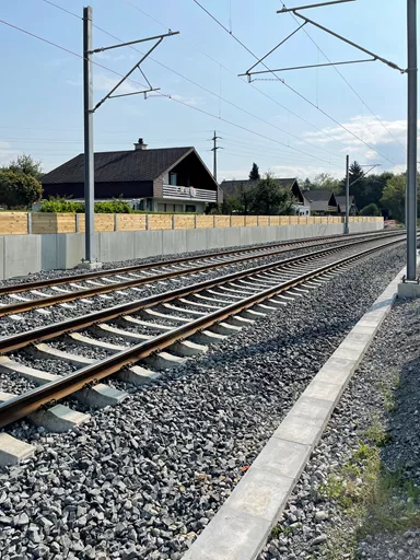 GRANDE Winkelplatten mit Nut und Kamm grau glatt gefast bewehrt L 200 cm B 110 cm H 125 cm W 20 cm