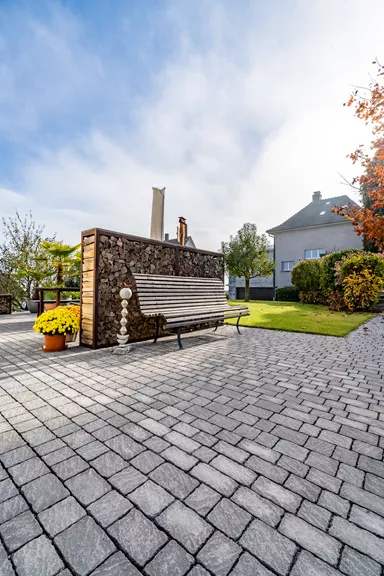 FRIEDA Wildpflaster perlgrau strukturiert Kanten gebr. L 9.4-19.4 cm B 9.4-11.9 cm H 7 cm