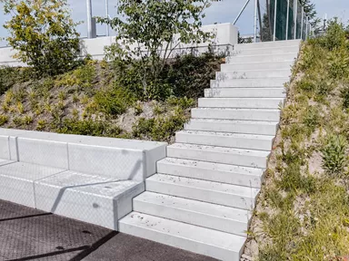 PARCO Blockstufe grau abgerieben stirnseitig gefast L 150 cm B 36 cm H 15 cm