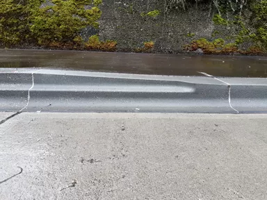 CREACCESS Bordstein für Bushaltestellen gerade grau gestrahlt L 100 cm B 43 cm H 37 cm