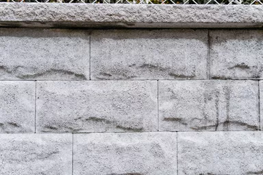 CUATRO Mauersteine naturgrau mit 1-seitiger Felsstruktur L 20-35 cm B 25 cm H 15 cm